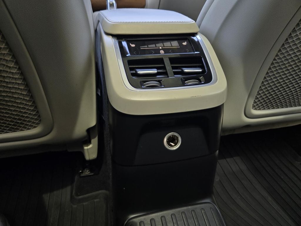 2019 Volvo XC90 Inscription