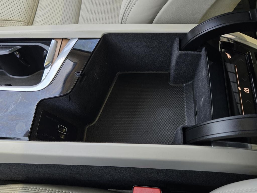 2019 Volvo XC90 Inscription