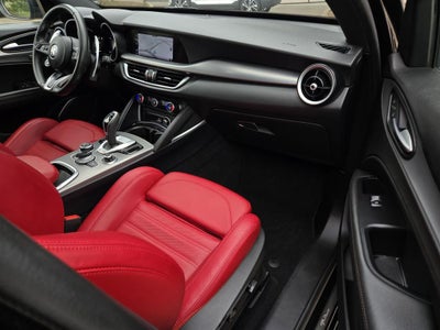 2022 Alfa Romeo Stelvio Veloce